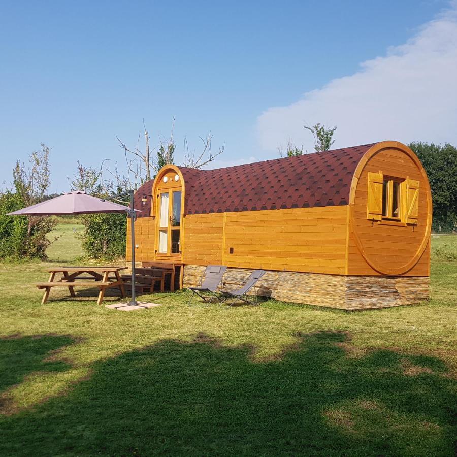 Domaine De La Brette Villa Condom Exterior photo