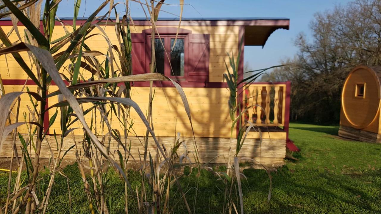 Domaine De La Brette Villa Condom Exterior photo